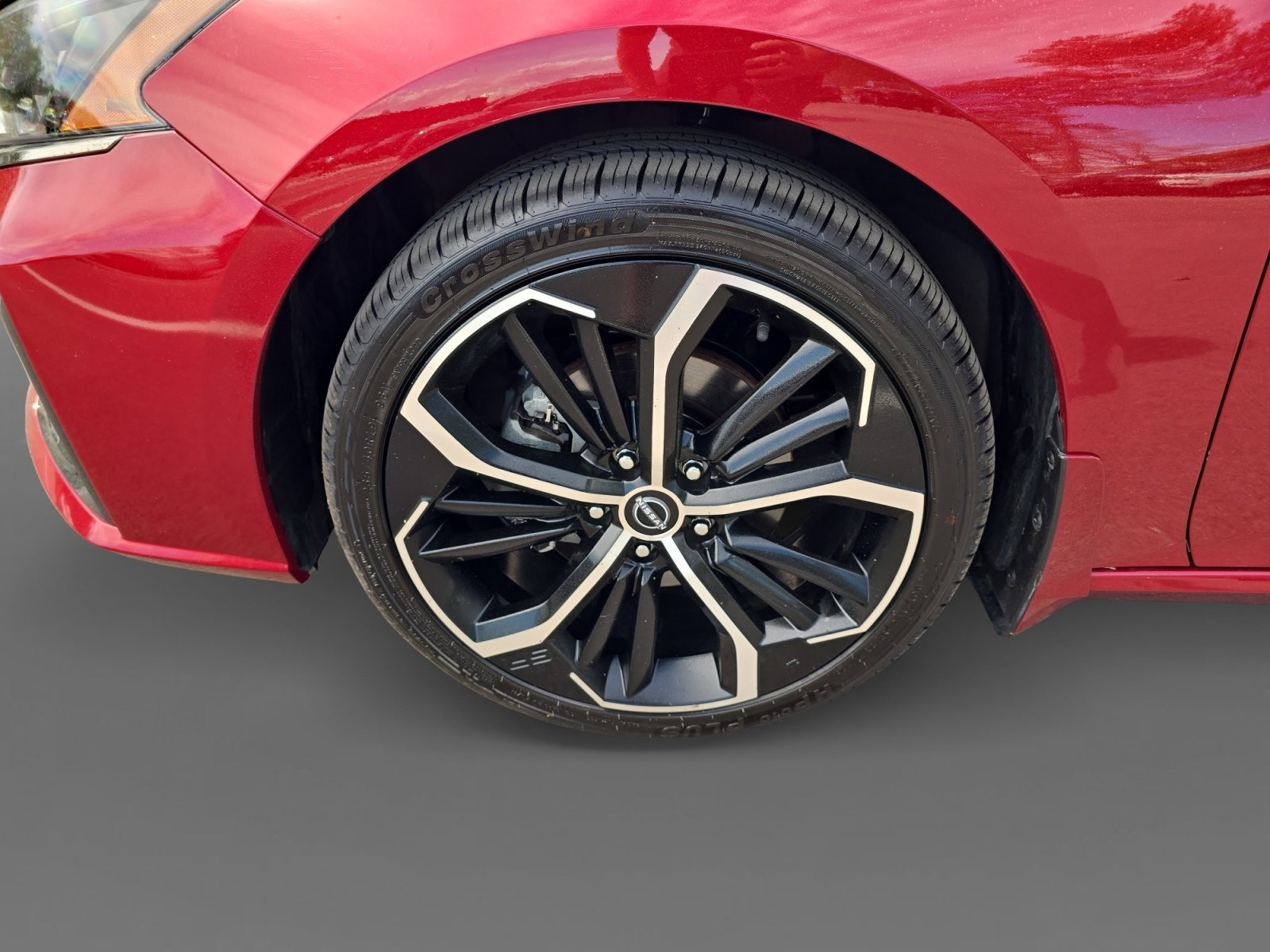 Certified 2024 Nissan Altima 2.5 SR w/ SR Premium Package FWD image 10