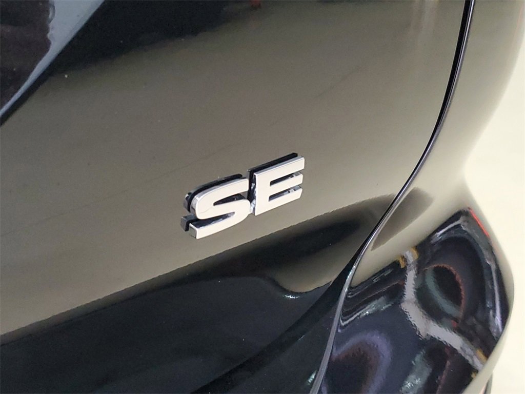 New 2025 Mitsubishi Outlander SE image 10