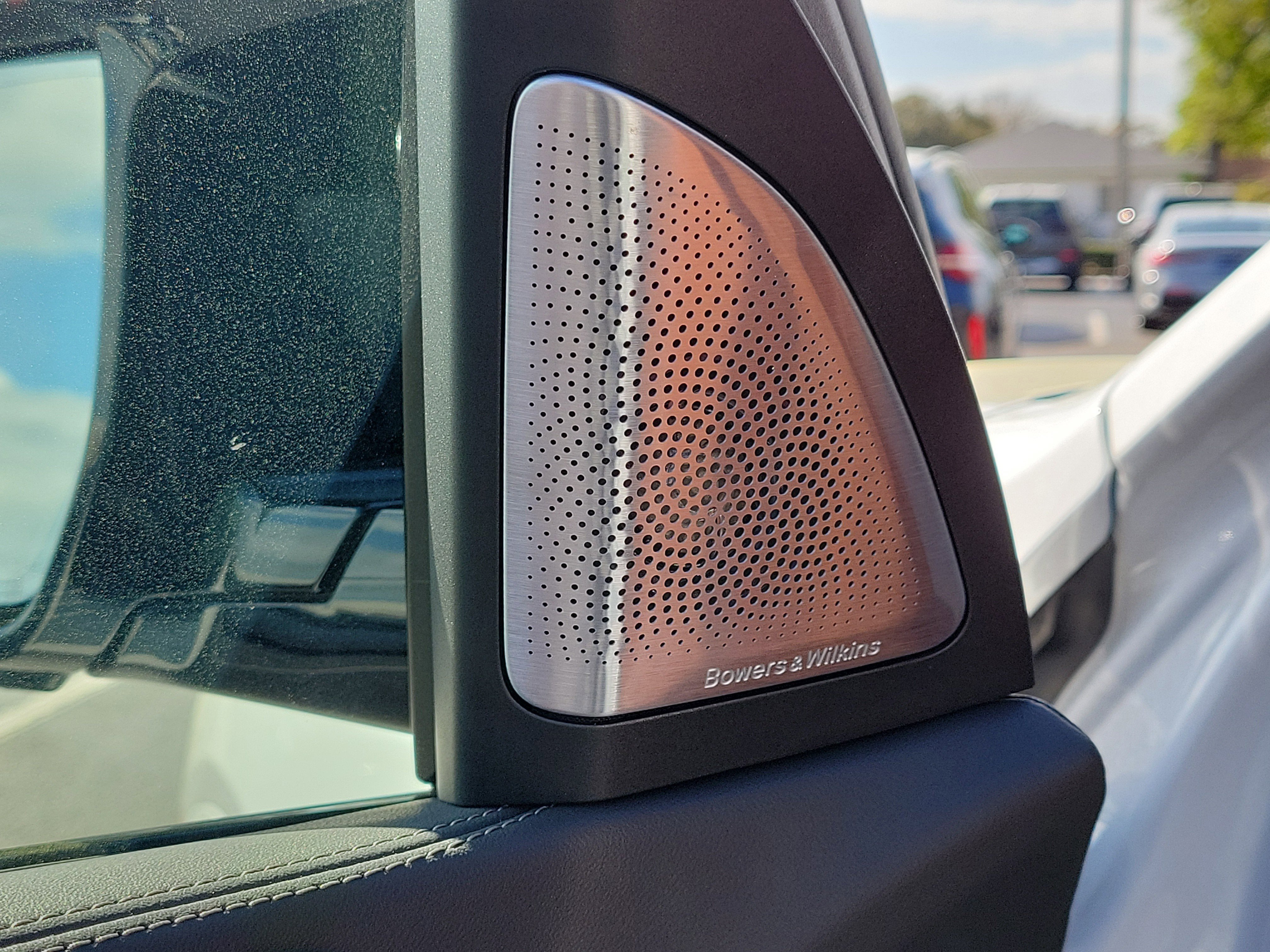 New 2026 BMW X7 M60i image 14