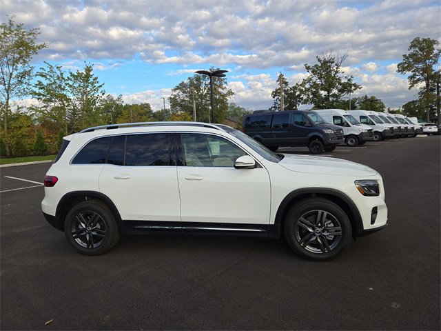 New 2026 Mercedes-Benz GLB 250 4MATIC image 2