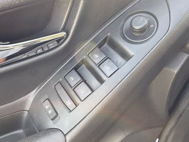 Used 2019 Chevrolet Trax LT w/ LT Convenience Package image 33