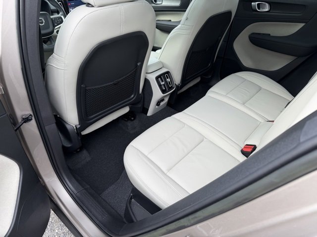 Certified 2023 Volvo XC40 B5 Plus w/ Driver Assist Package image 8