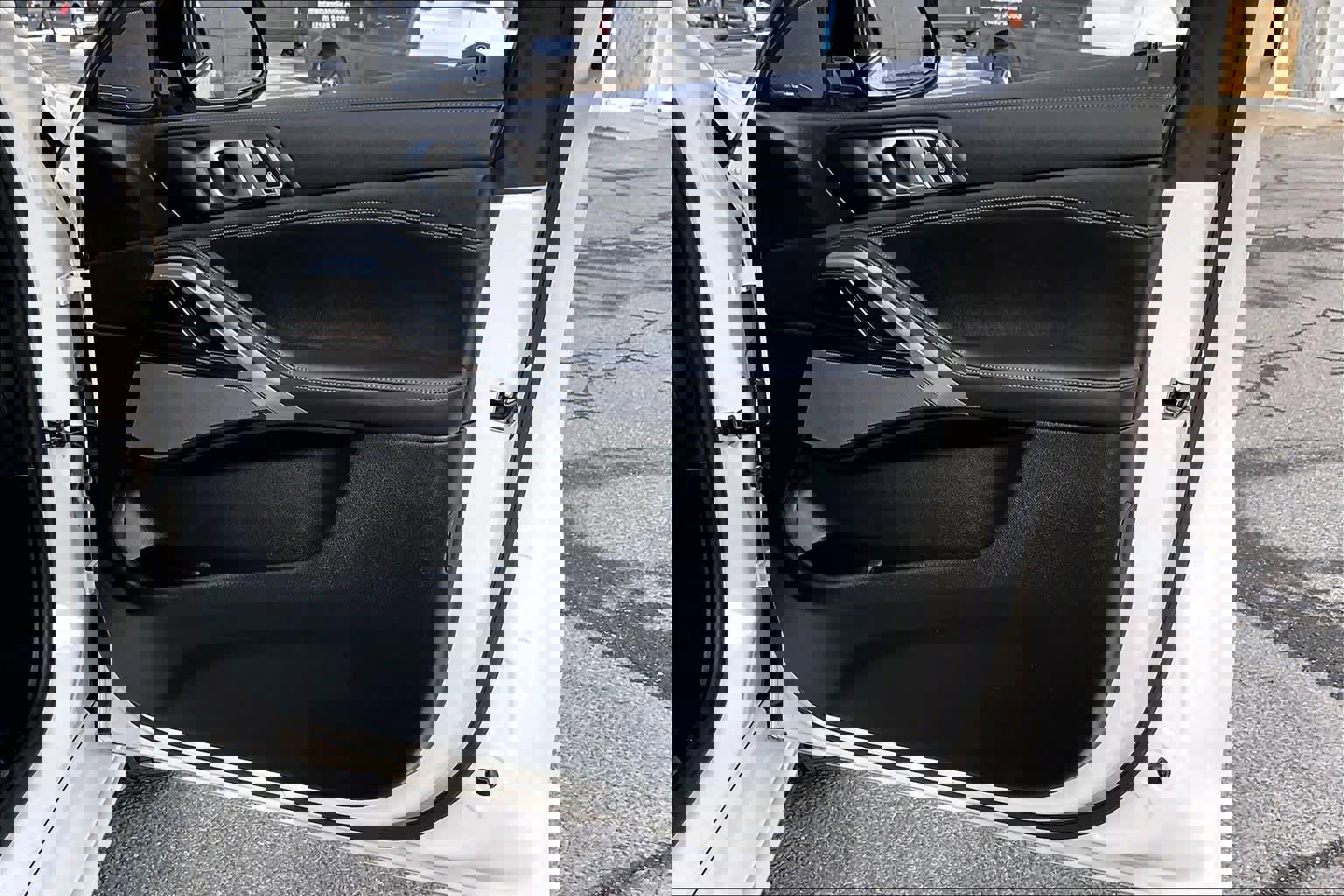 Certified 2024 BMW X6 xDrive40i w/ Premium Package image 25