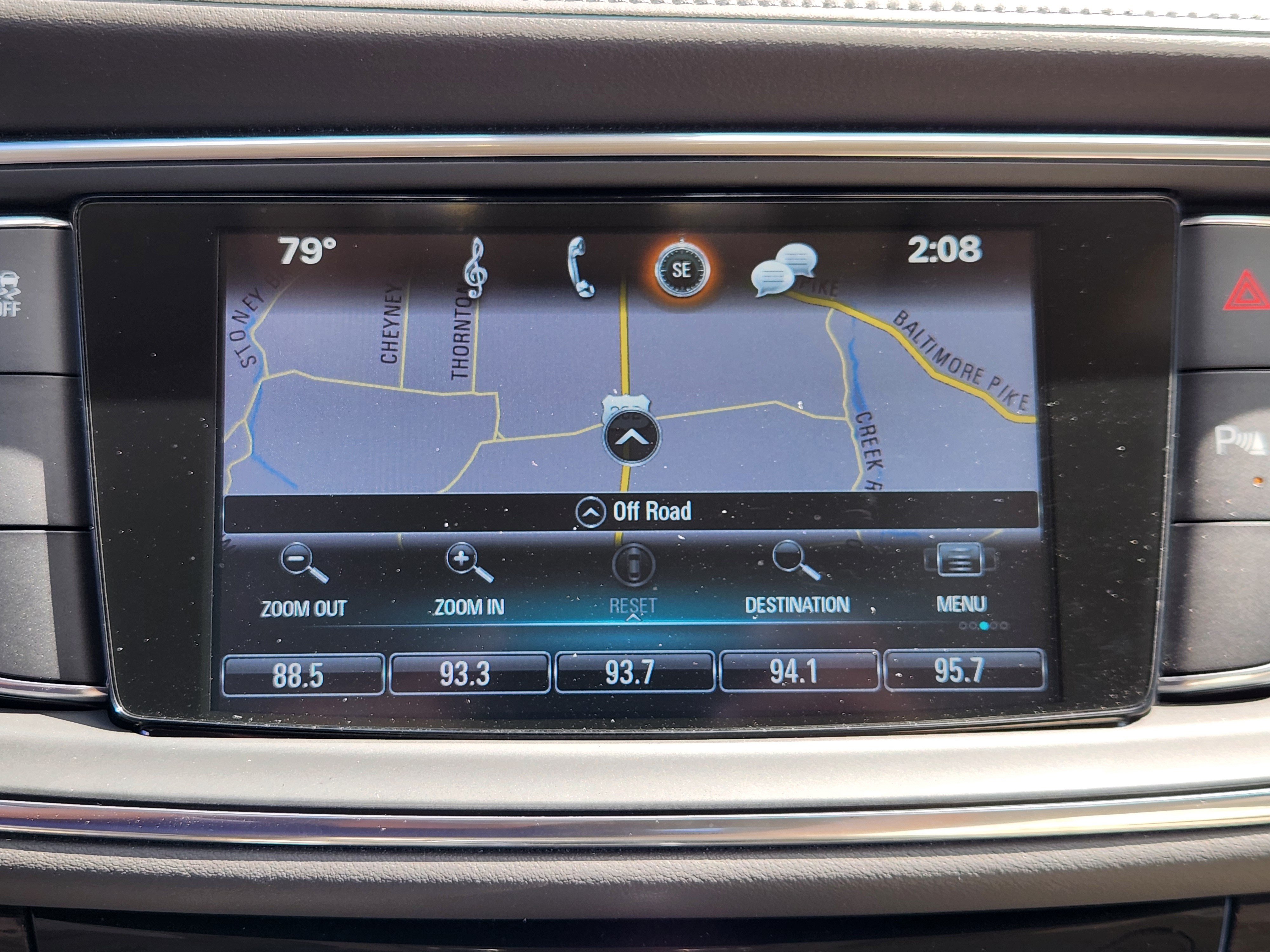 Used 2018 Buick Enclave Essence FWD image 12