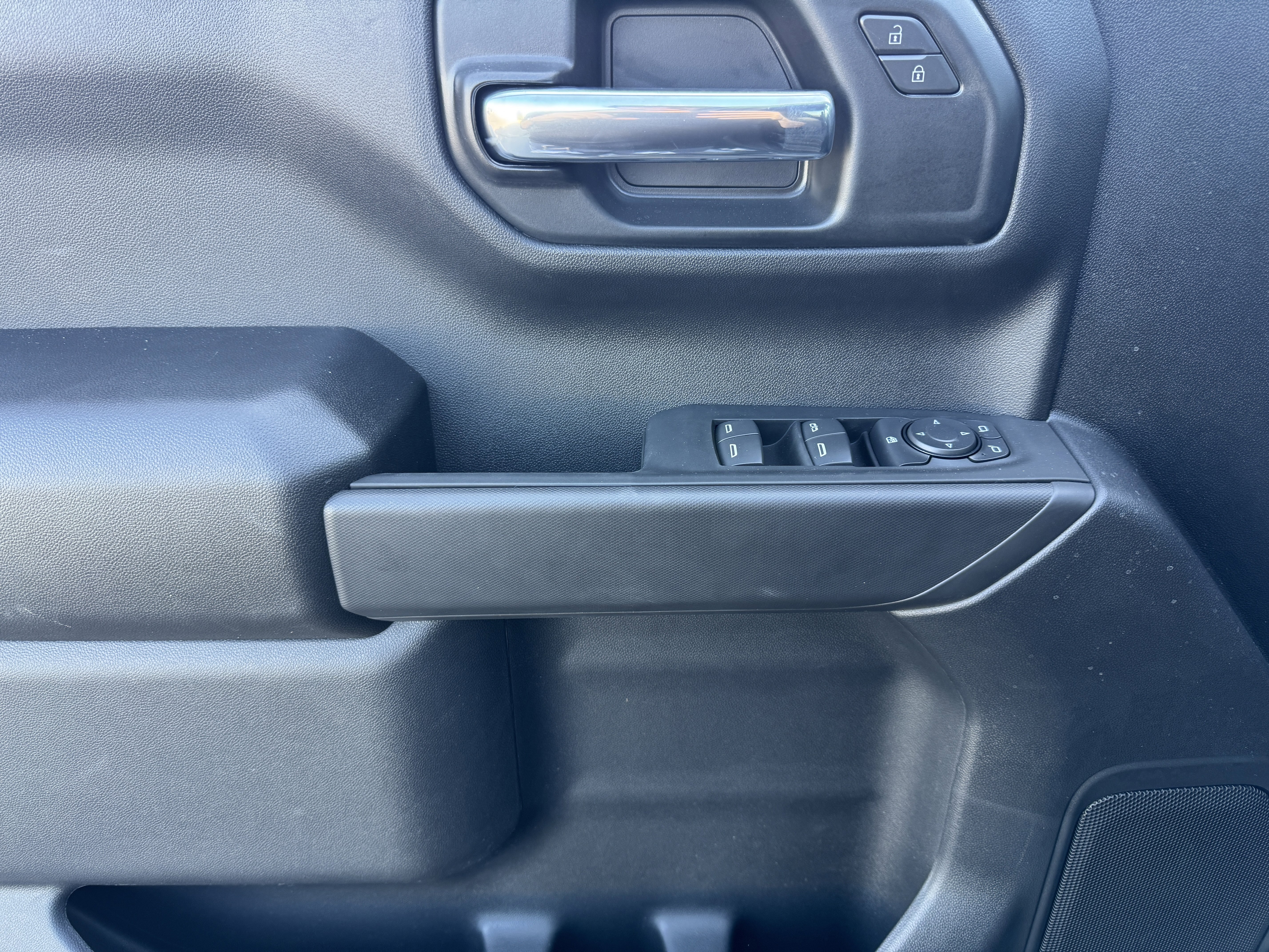 New 2026 Chevrolet Silverado 1500 Custom Trail Boss image 11