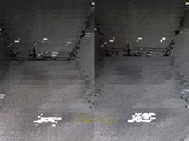 Used 2016 Jeep Wrangler Unlimited Sahara w/ Connectivity Group image 31