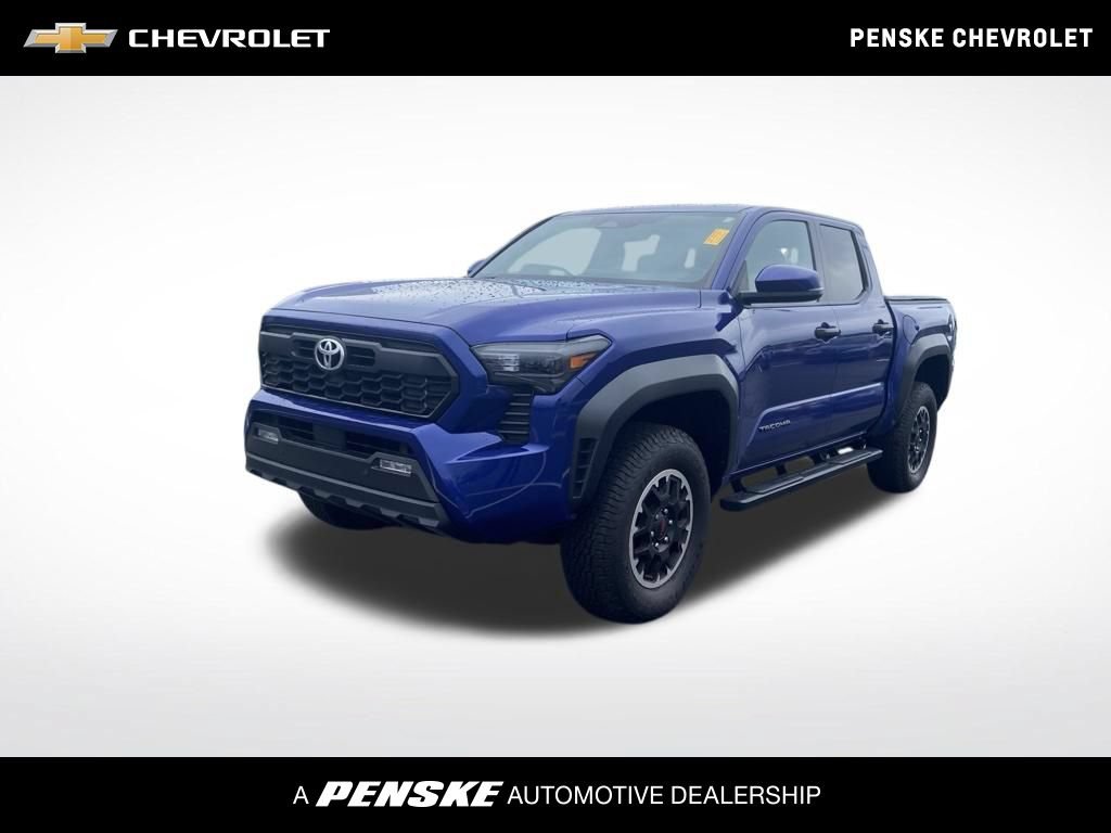 Used 2025 Toyota Tacoma TRD Off-Road w/ TRD Off Road Upgrade Package AWD/4WD image 1