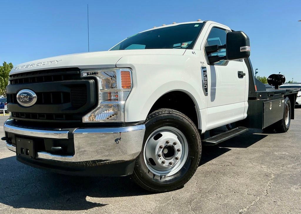 Used 2020 Ford F350 XL w/ Power Equipment Group RWD image 3