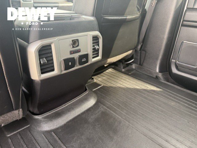 Used 2017 Ford F150 Lariat w/ Equipment Group 502A Luxury AWD/4WD image 30