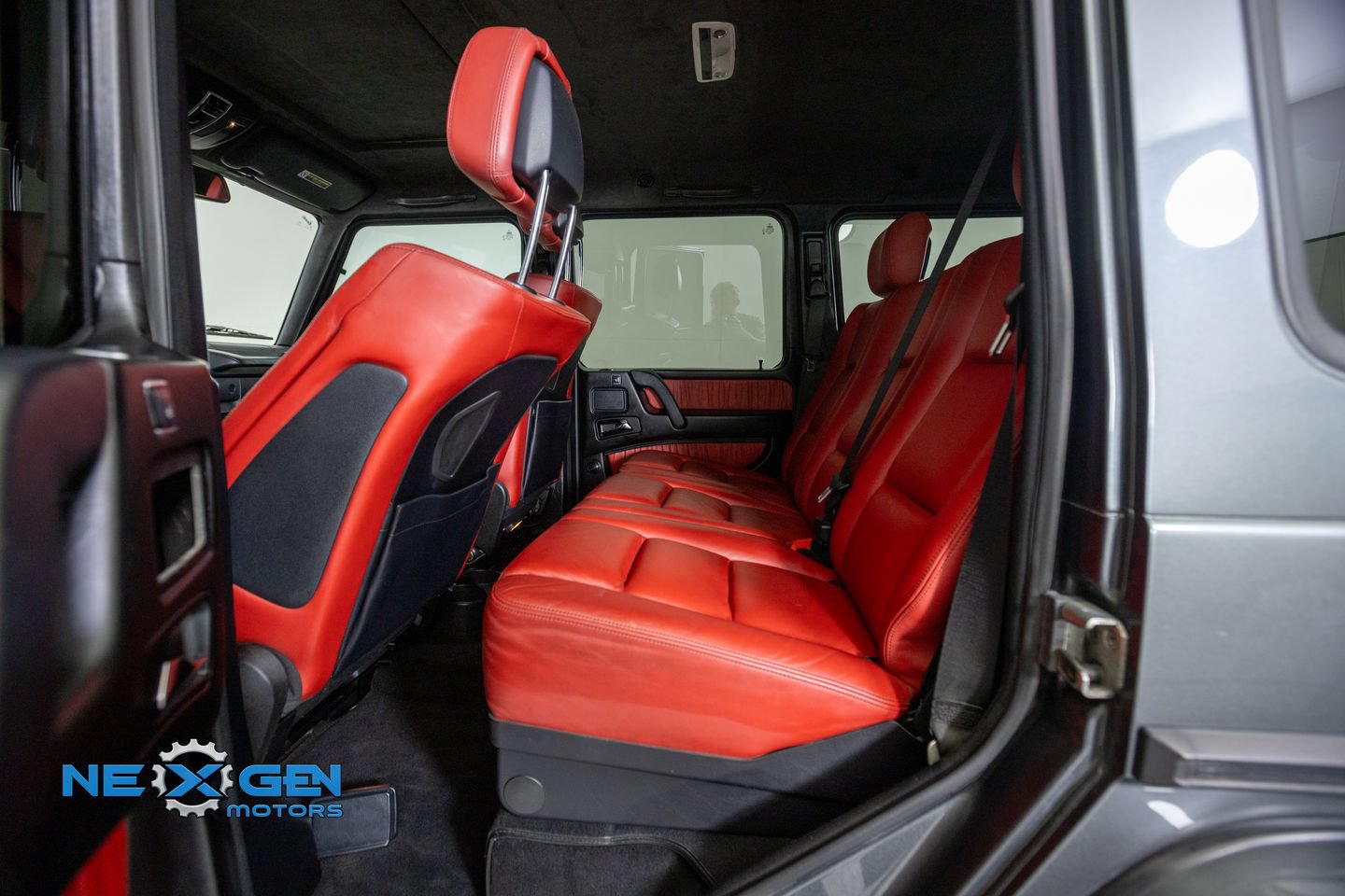 Used 2013 Mercedes-Benz G 63 AMG 4MATIC image 32