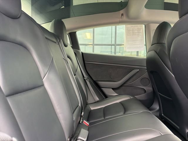 Used 2022 Tesla Model 3 Long Range AWD/4WD image 15