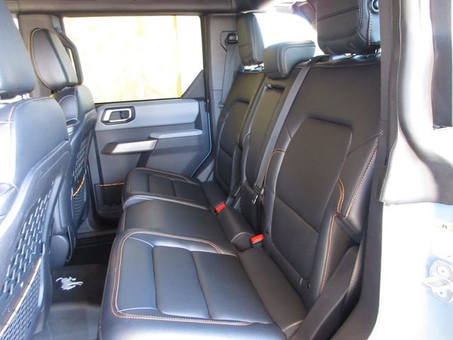 Certified 2023 Ford Bronco Badlands w/ Sasquatch Package AWD/4WD image 24