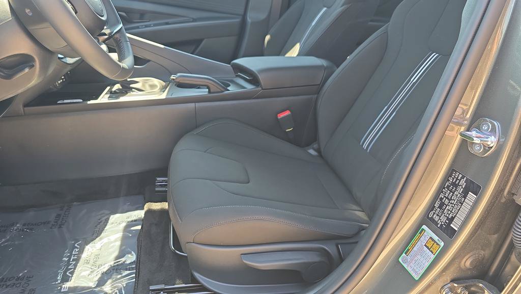 New 2026 Hyundai Elantra Sport FWD image 14