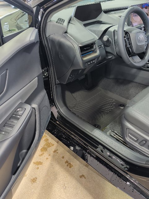 New 2027 Toyota Prius XLE AWD/4WD image 9