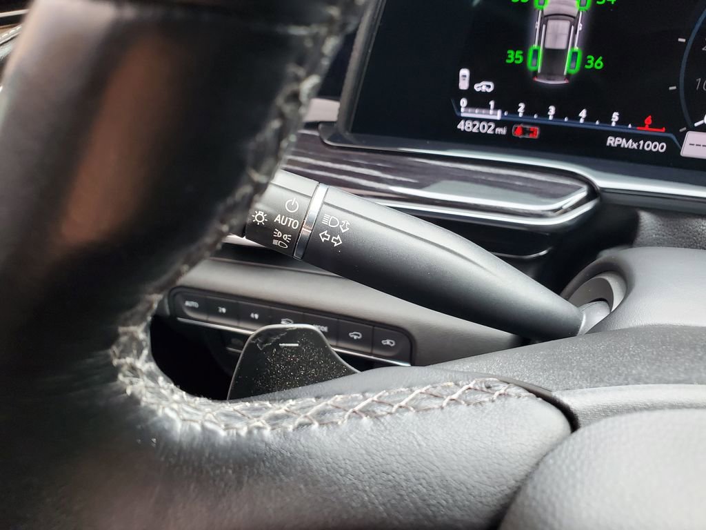 Used 2021 Cadillac Escalade Sport w/ Driver Assist Tech Package image 21