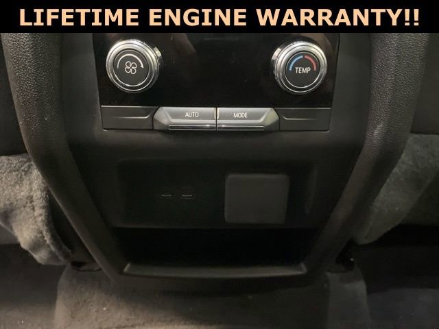 Used 2025 GMC Acadia Elevation image 30