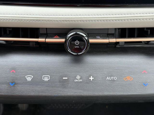 Certified 2023 Nissan Ariya FWD image 5