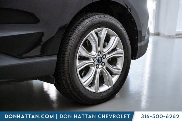 Used 2022 Ford Edge Titanium image 42
