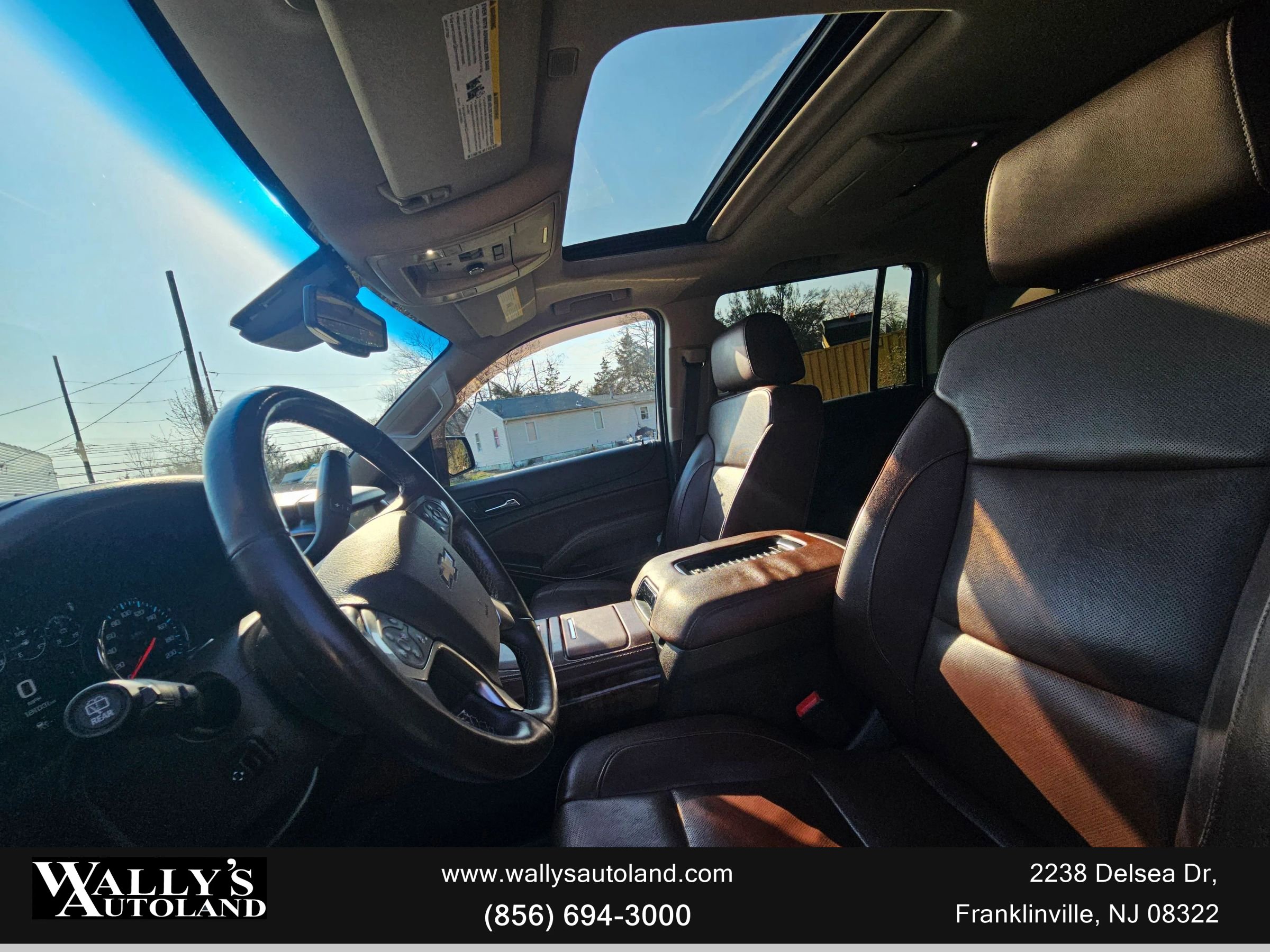 Used 2017 Chevrolet Suburban Premier image 37