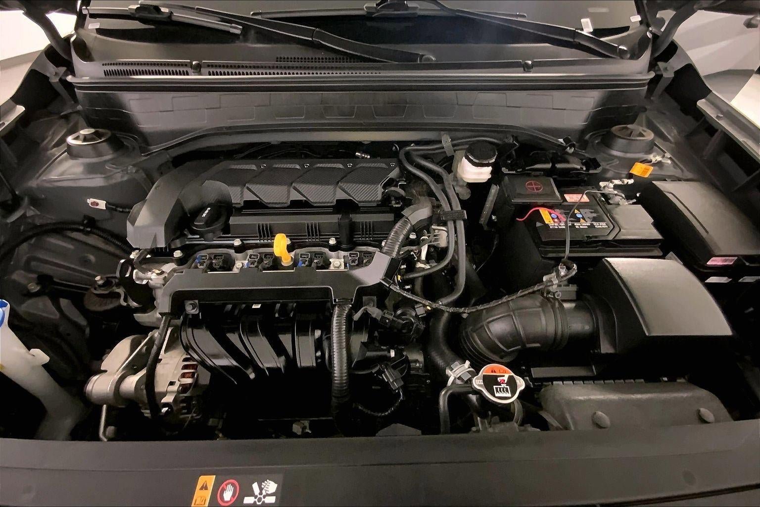 Used 2025 Hyundai Venue SEL FWD image 10