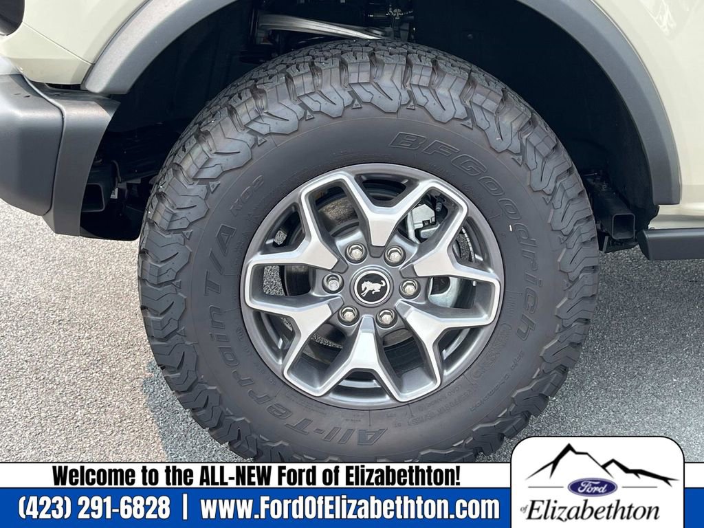 New 2025 Ford Bronco Badlands image 11