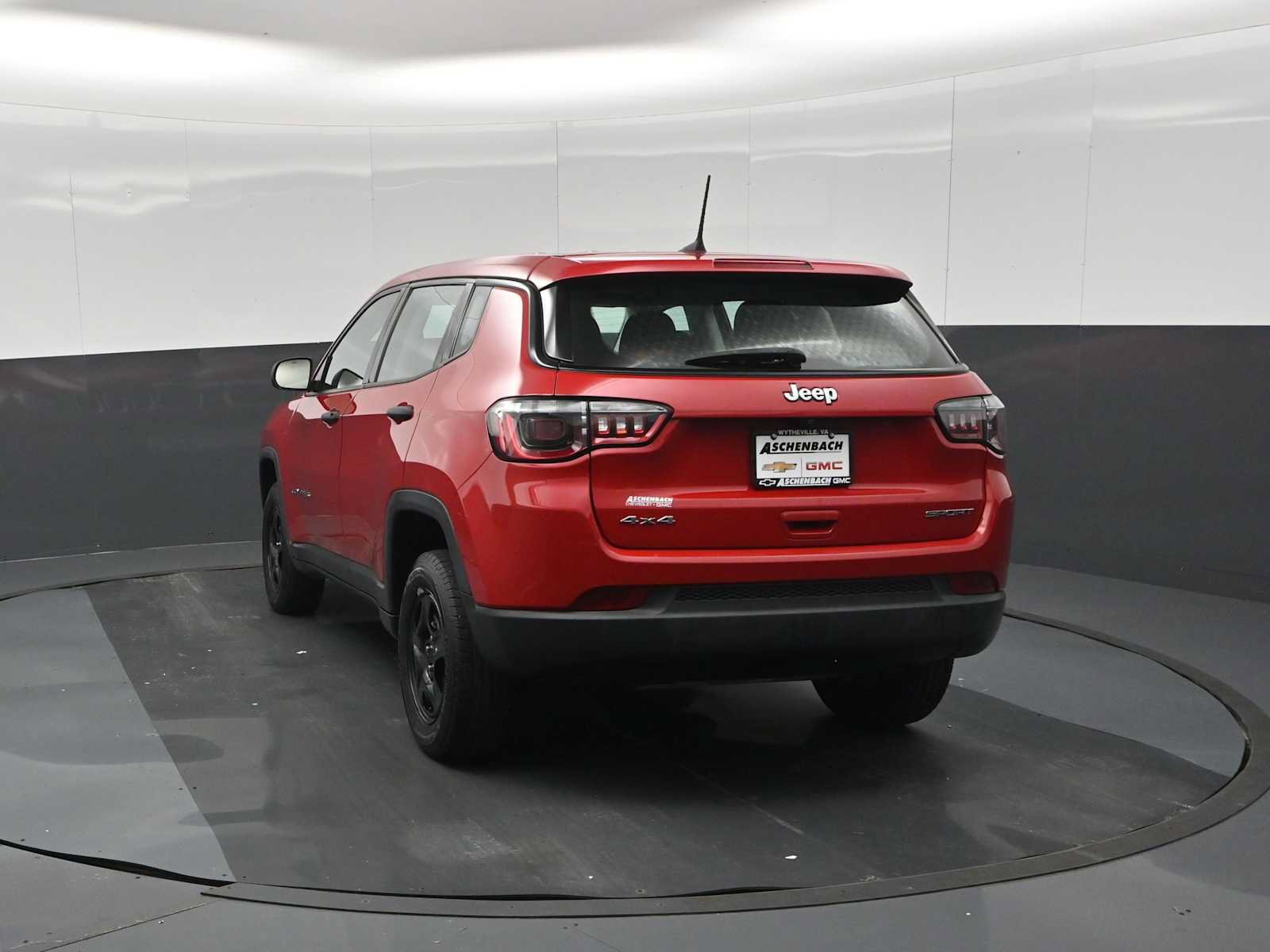 Used 2021 Jeep Compass Sport AWD/4WD image 7
