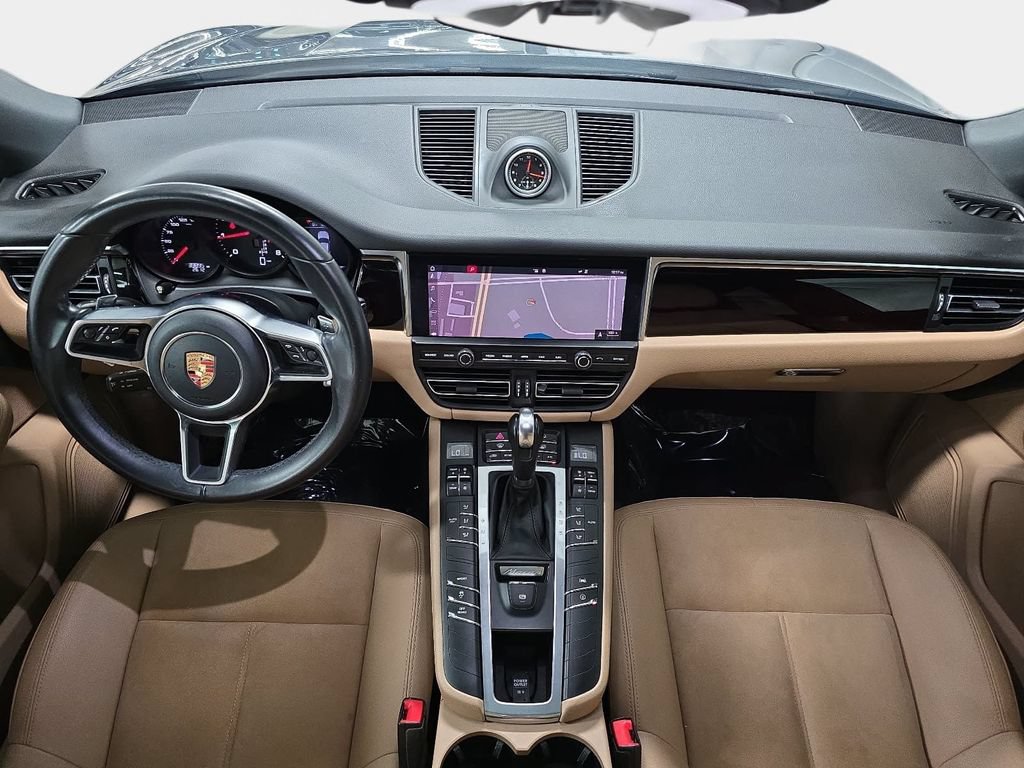 Certified 2019 Porsche Macan AWD/4WD image 12