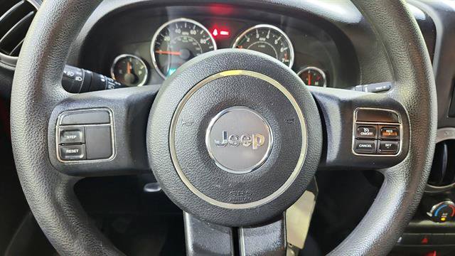 Used 2012 Jeep Wrangler Sport AWD/4WD image 14