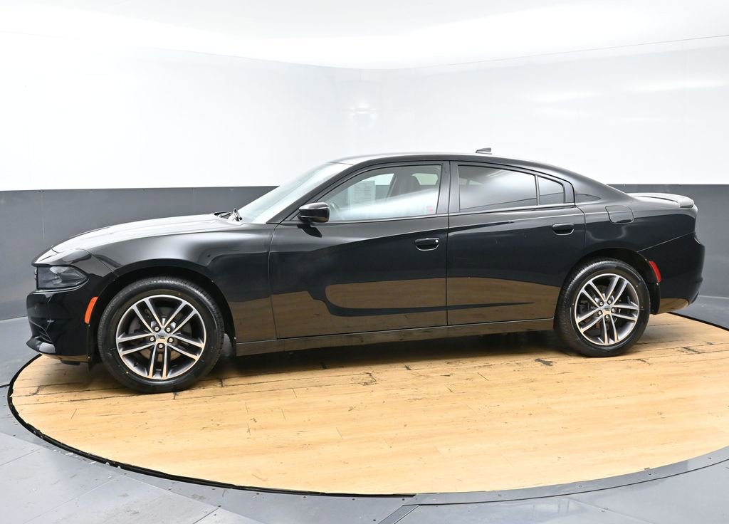 Used 2019 Dodge Charger SXT AWD/4WD image 6