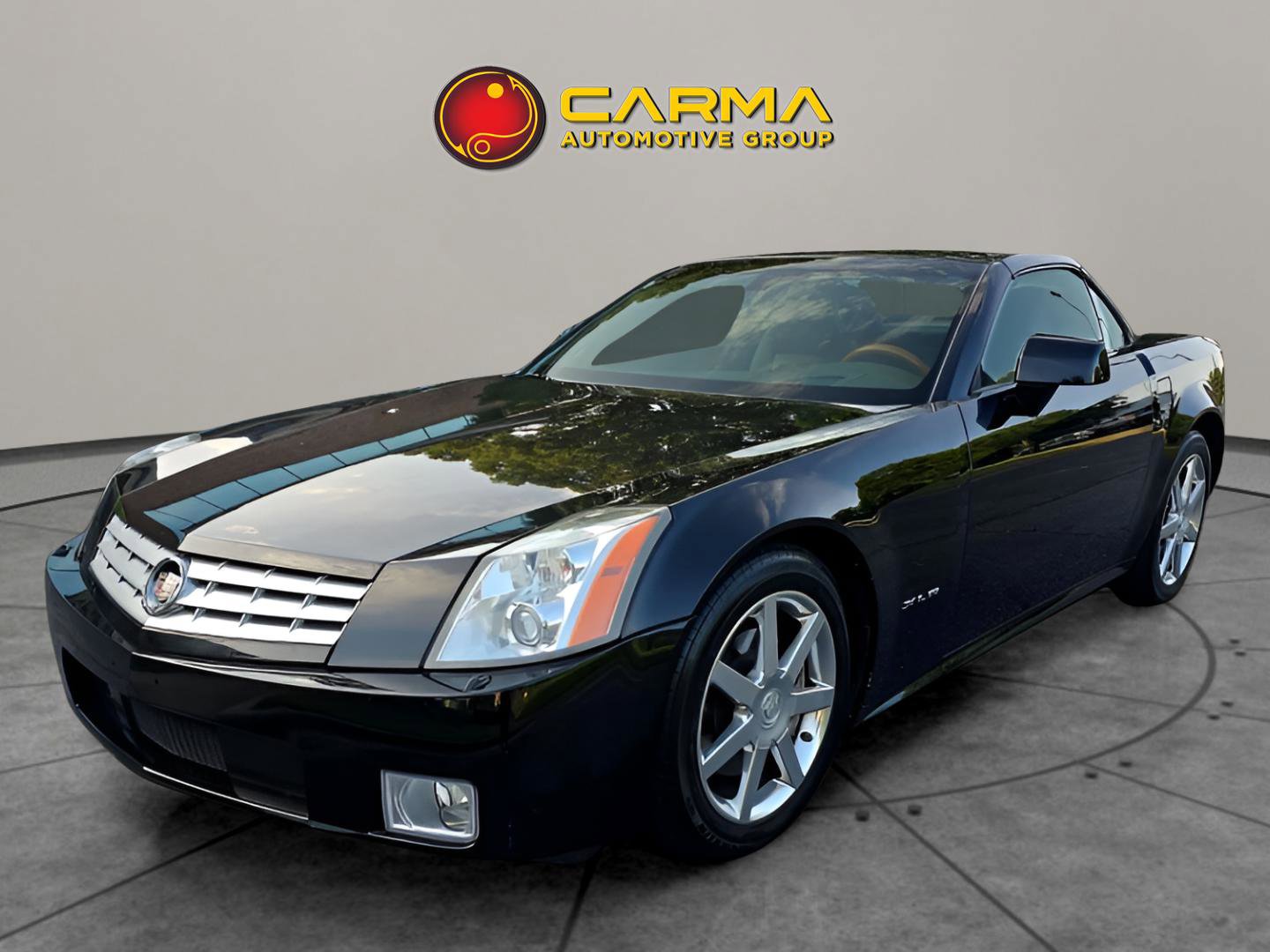 Used 2004 Cadillac XLR image 1