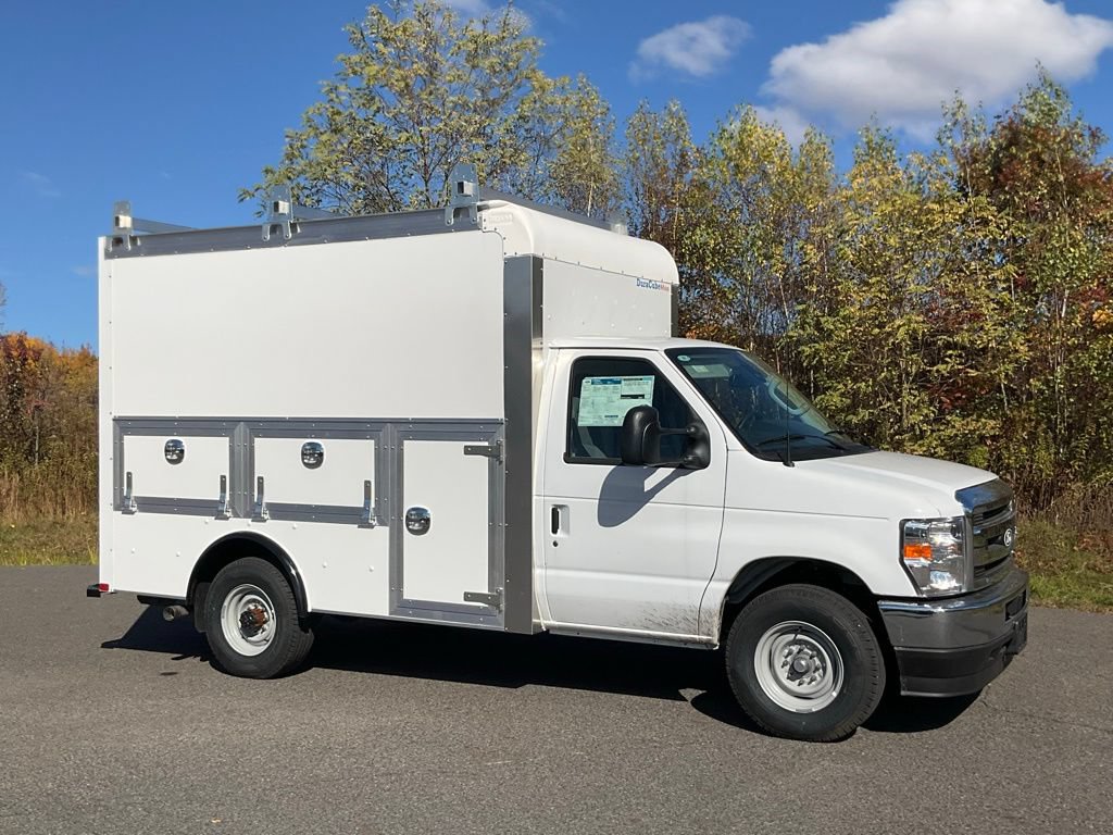 New 2026 Ford E-350 and Econoline 350 Super Duty w/ Power Equipment Group RWD image 1