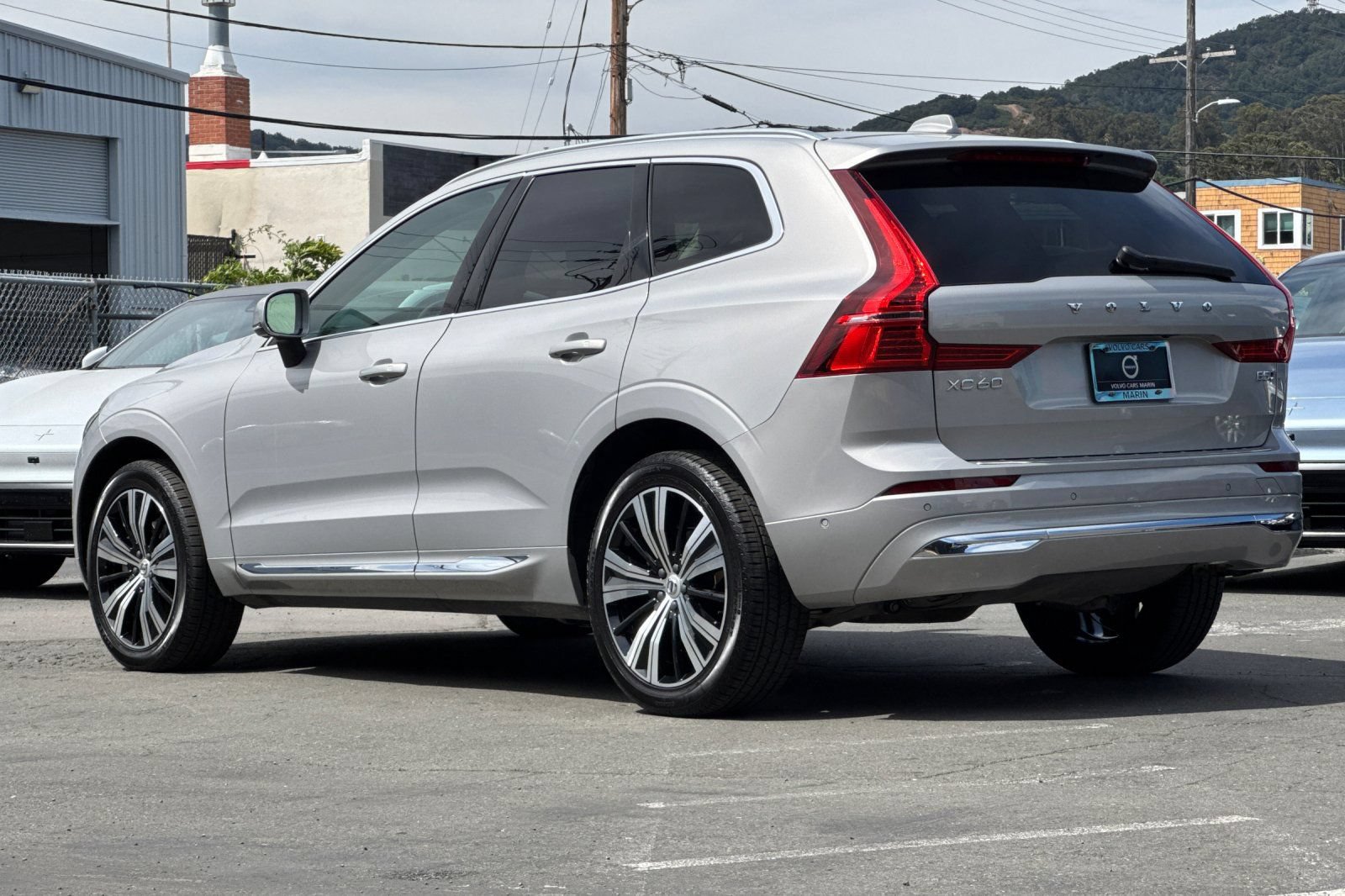 Used 2023 Volvo XC60 B5 Plus w/ Climate Package AWD/4WD image 7