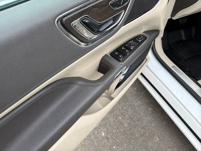 Used 2020 Lincoln Continental AWD w/ Convenience Package image 16