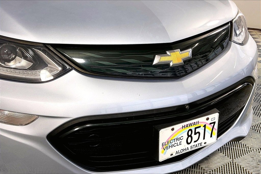 Used 2018 Chevrolet Bolt Premier w/ Driver Confidence II Package image 48