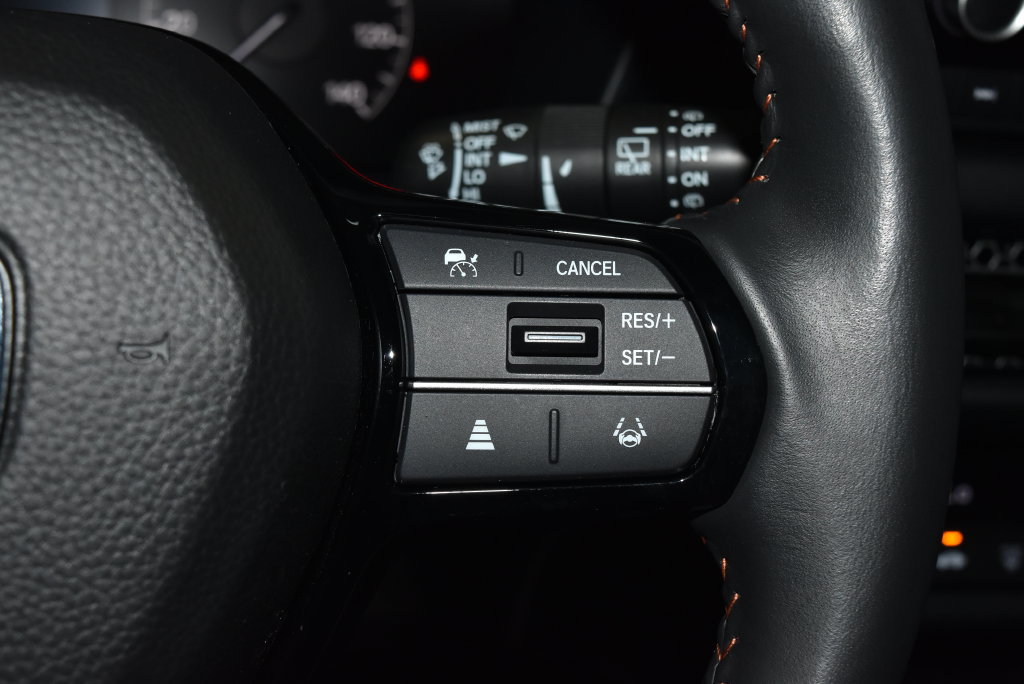 Used 2024 Honda HR-V Sport image 9
