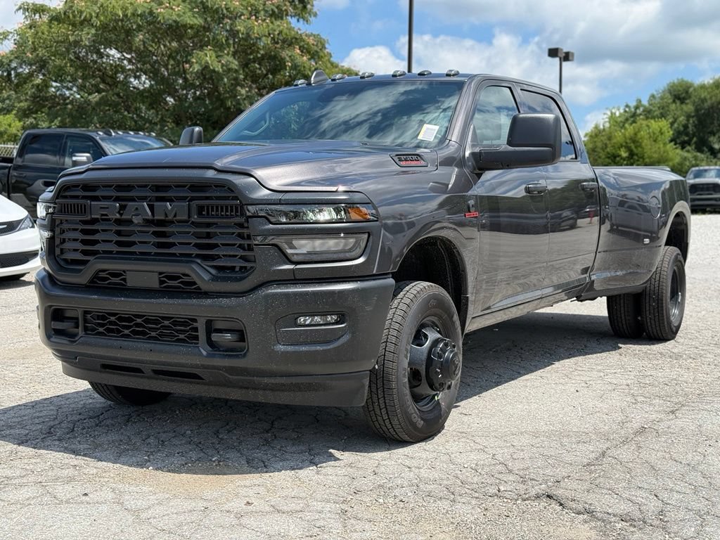 New 2026 RAM 3500 Tradesman AWD/4WD image 2