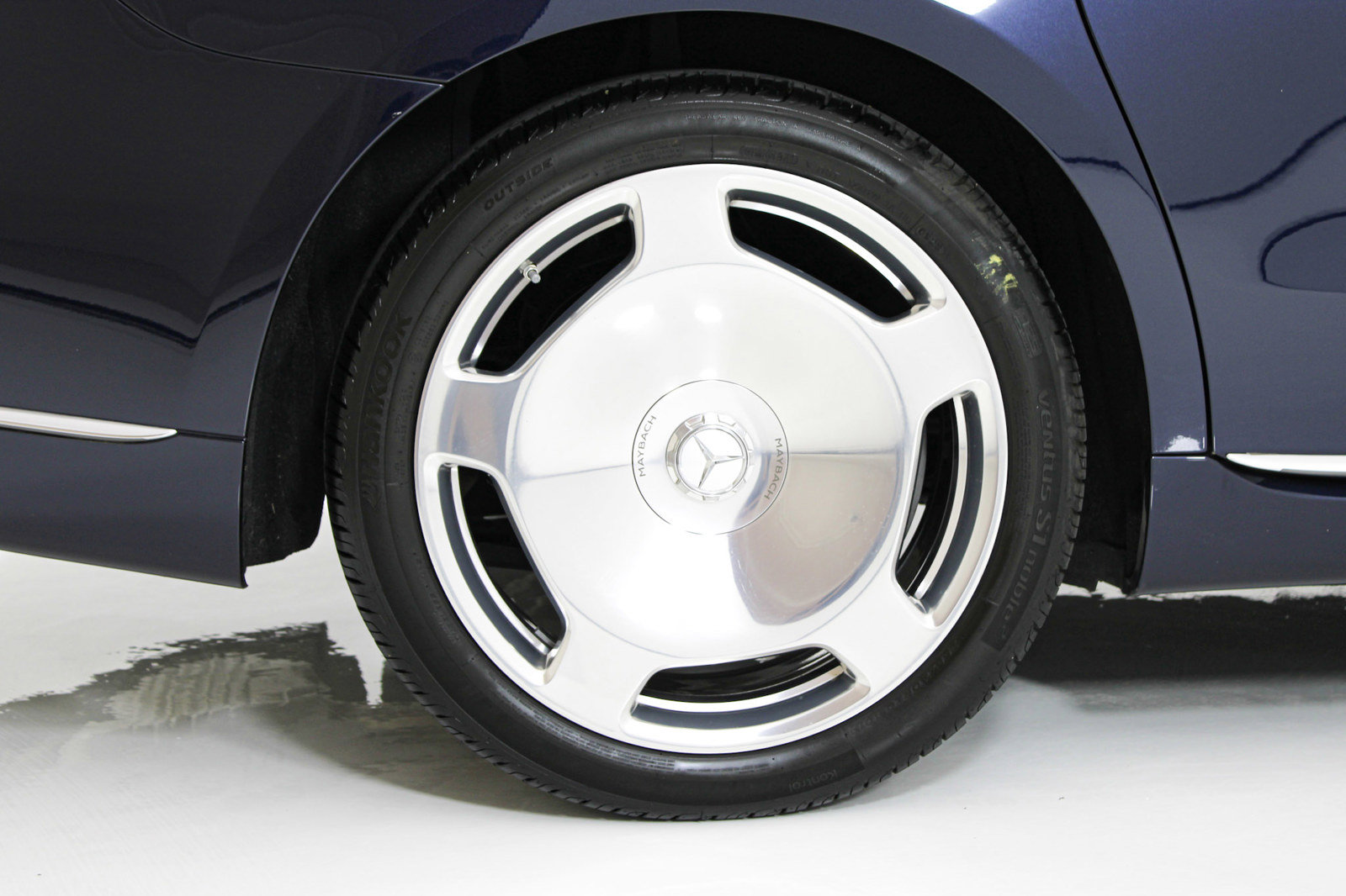 Used 2024 Mercedes-Benz Maybach S 680 4MATIC image 17