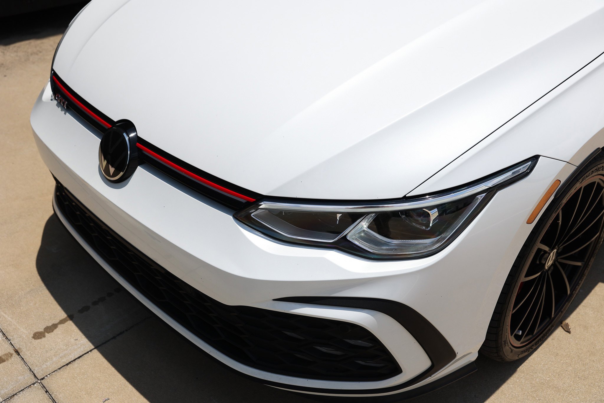 Used 2023 Volkswagen GTI 40th Anniversary Edition FWD image 39