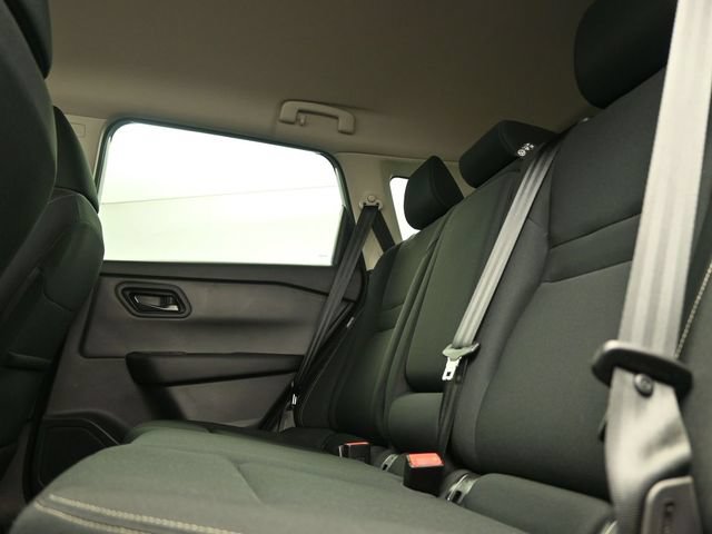 Certified 2025 Nissan Rogue S FWD image 11