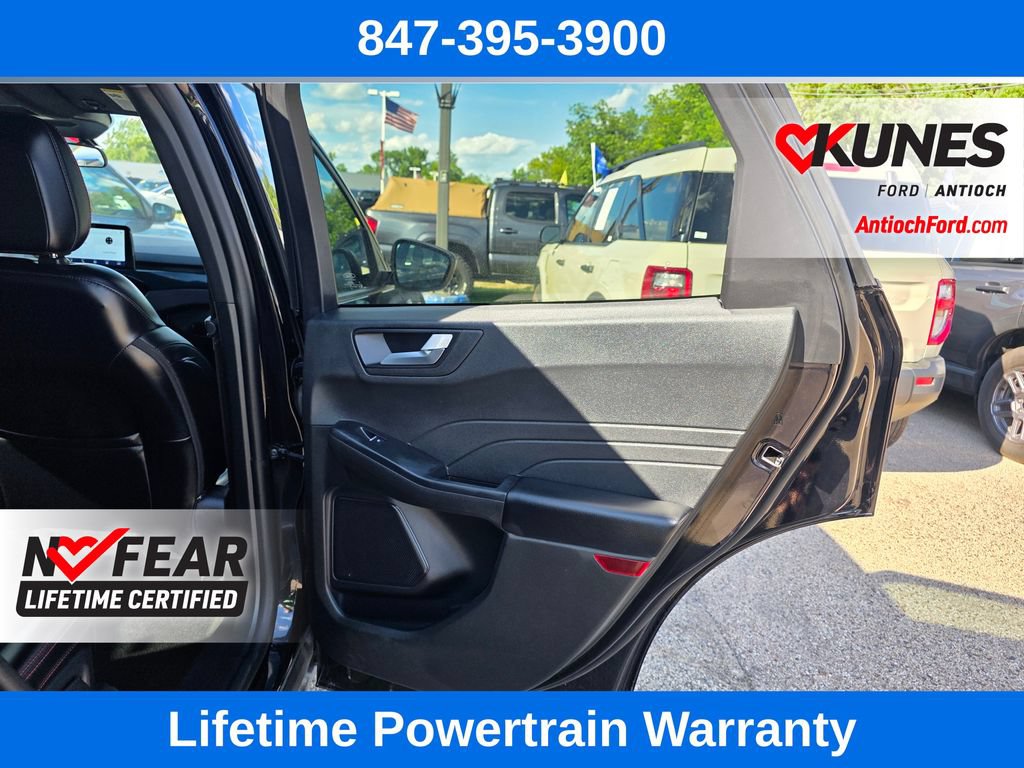 Certified 2025 Ford Escape ST-Line AWD/4WD image 27