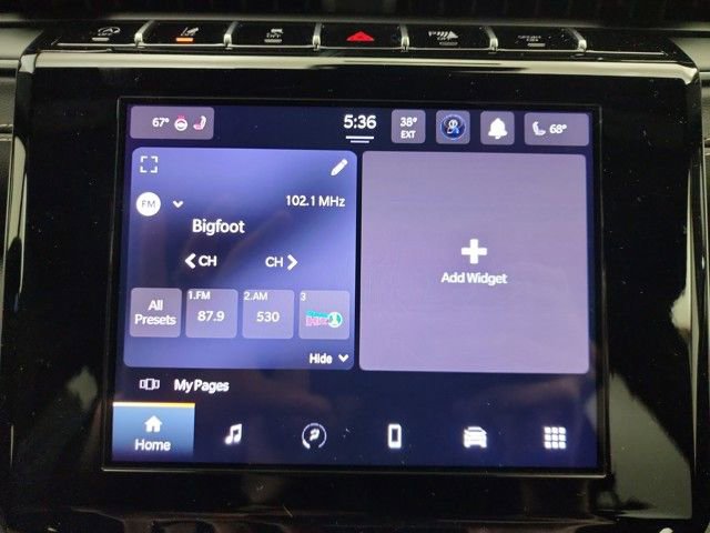 New 2025 Jeep Grand Cherokee Laredo X w/ Luxury Tech Group I image 19