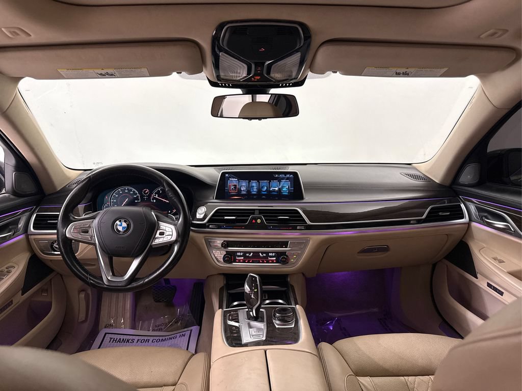 Used 2017 BMW 740i RWD image 32