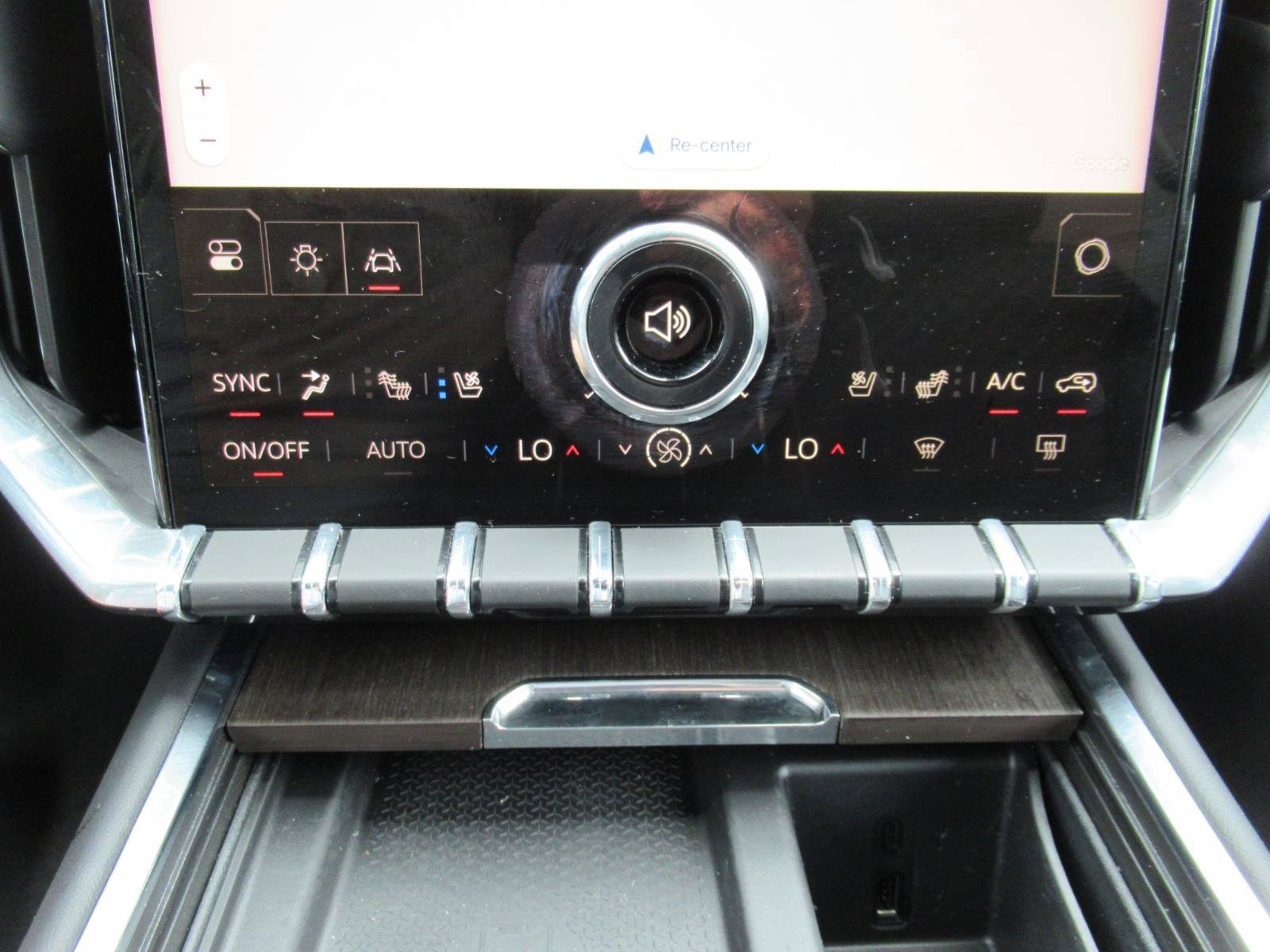 Used 2025 GMC Acadia Denali FWD image 29