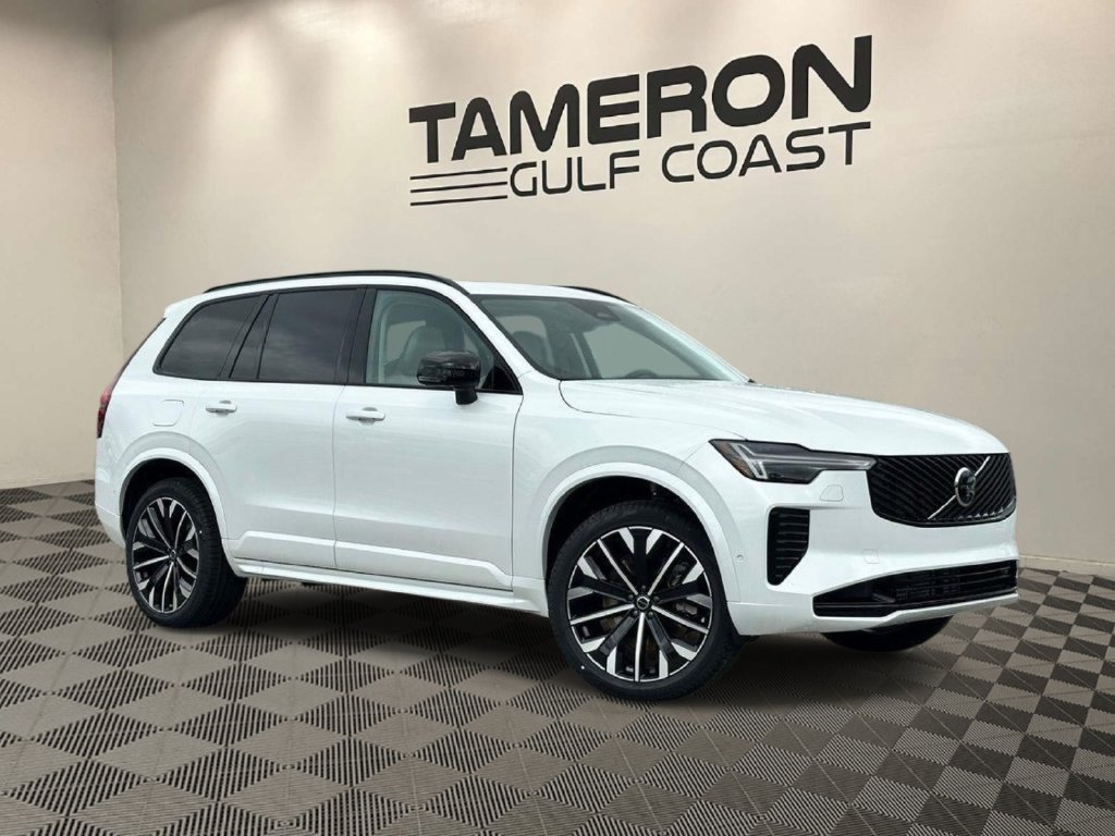 New 2026 Volvo XC90 T8 Ultra w/ Protection Package Premier