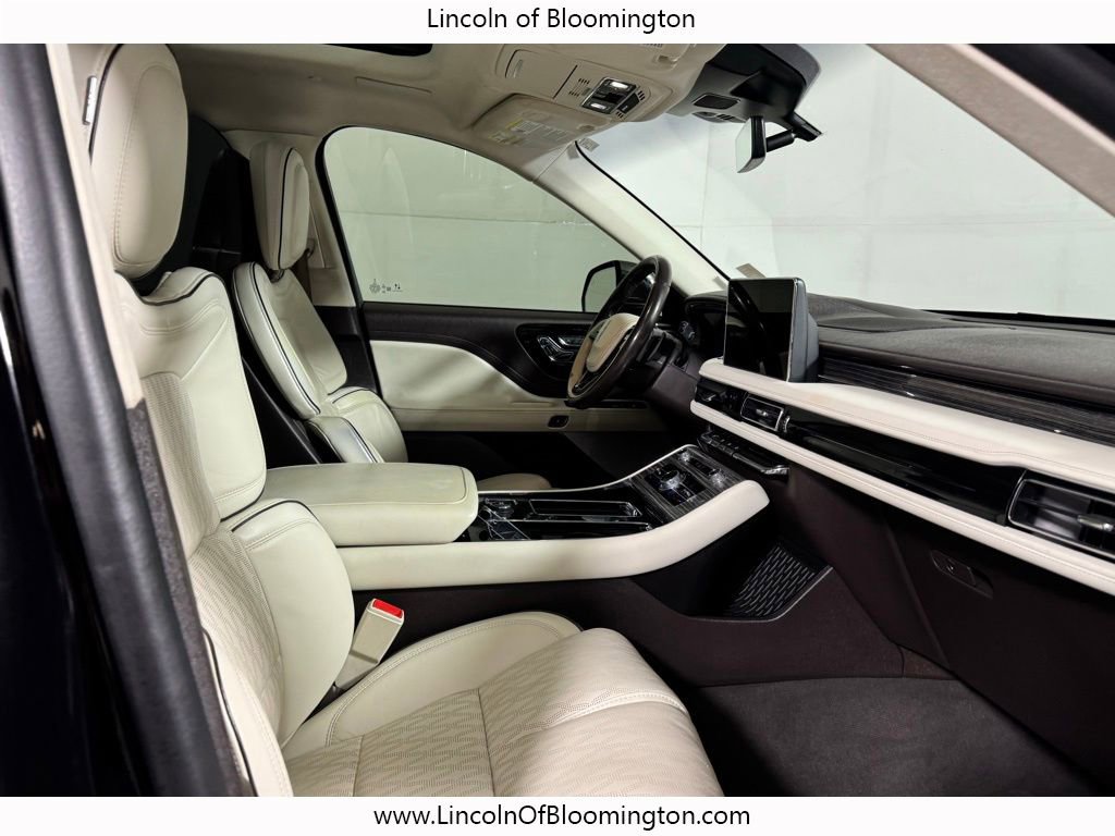 Used 2022 Lincoln Aviator Black Label Grand Touring w/ Class IV Trailer Tow Package AWD/4WD image 15