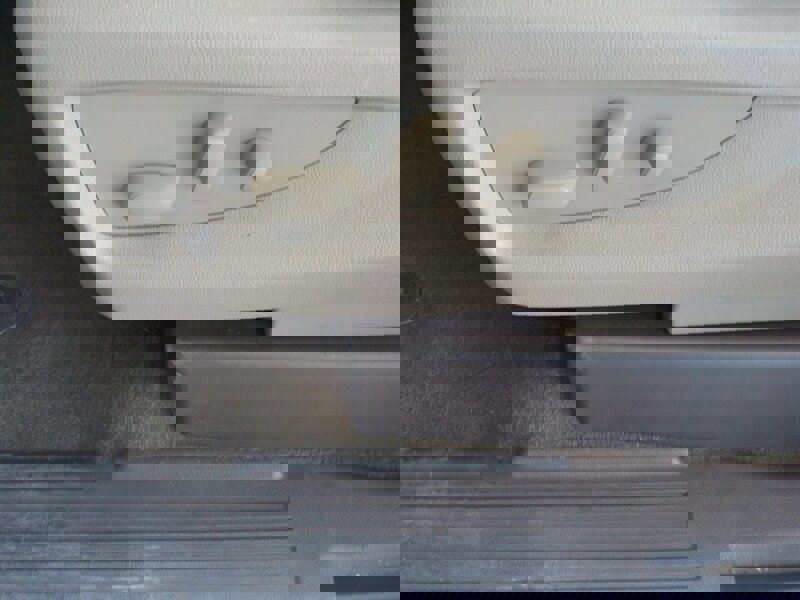 Used 2018 GMC Sierra 1500 SLT image 30