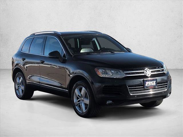 Used 2014 Volkswagen Touareg Lux image 3