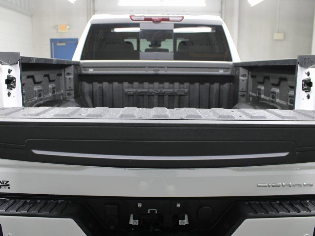 Used 2024 GMC Sierra 1500 Denali w/ Denali Reserve Package AWD/4WD image 42