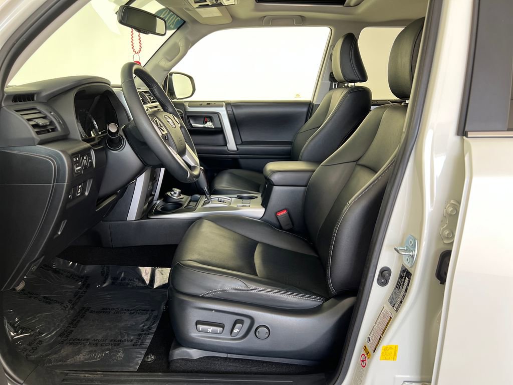 Used 2019 Toyota 4Runner Limited AWD/4WD image 11