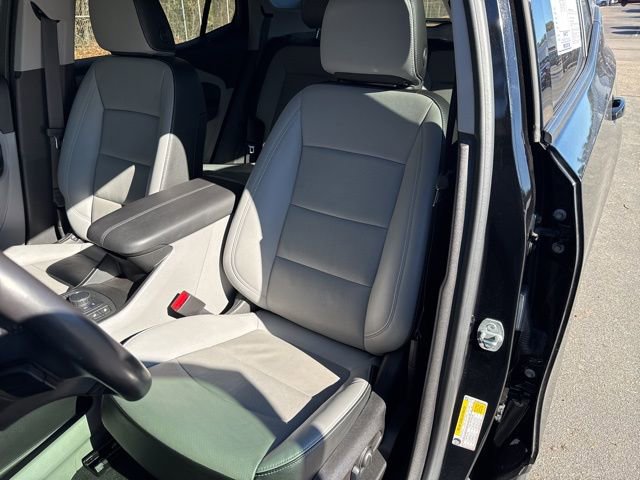 Used 2022 GMC Terrain SLT w/ Infotainment Package II image 11